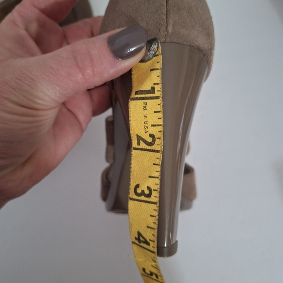 Michael Kors Berkley T Strap Zip Up Taupe Suede Leather Sandal Heels Size 8 M - Picture 13 of 13